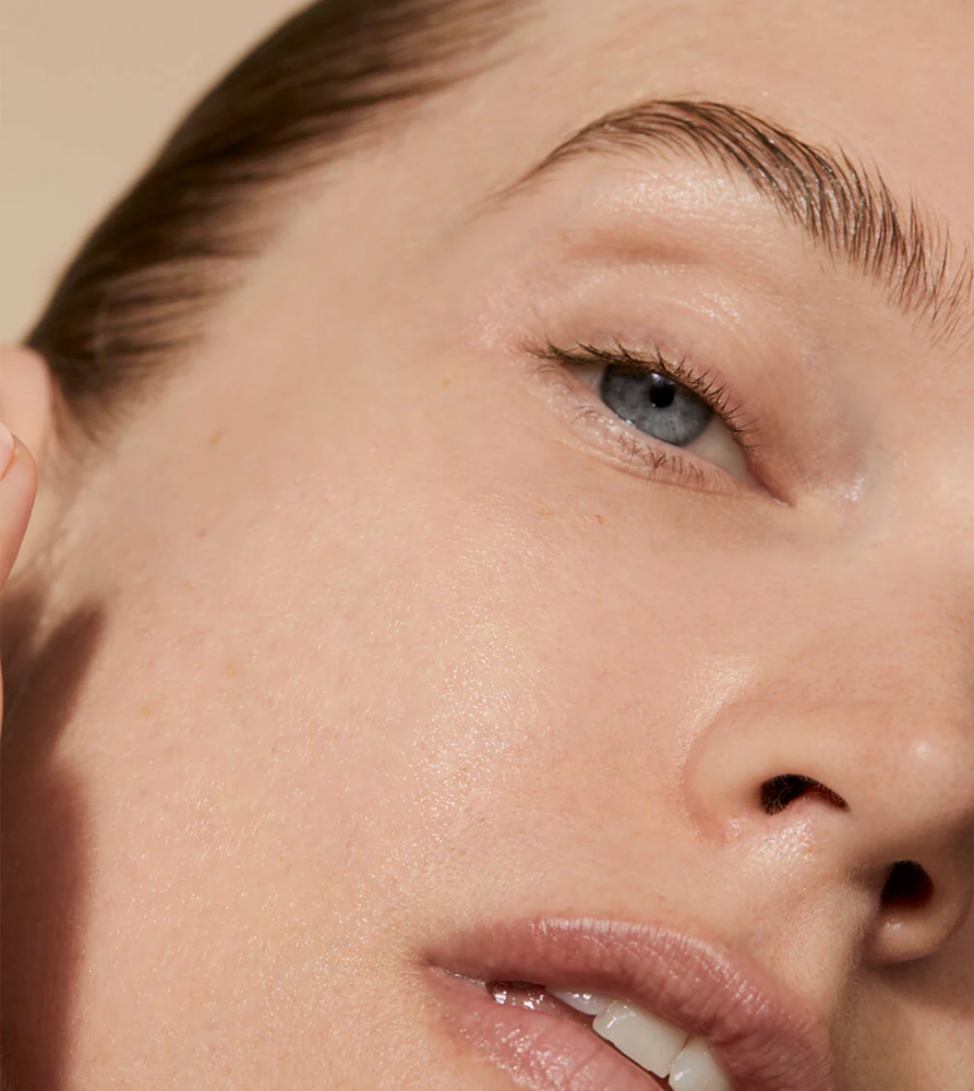 Omorovicza Blue Diamond Supercream: Rebuild & Firm - Diamond Peptides | Copper Amino Complex - View 5
