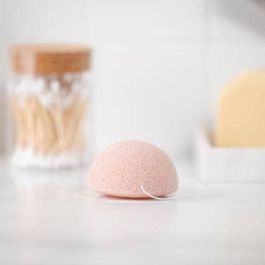 Konjac Gentle Exfoliating Sponge: Cherry Blossom - View 4